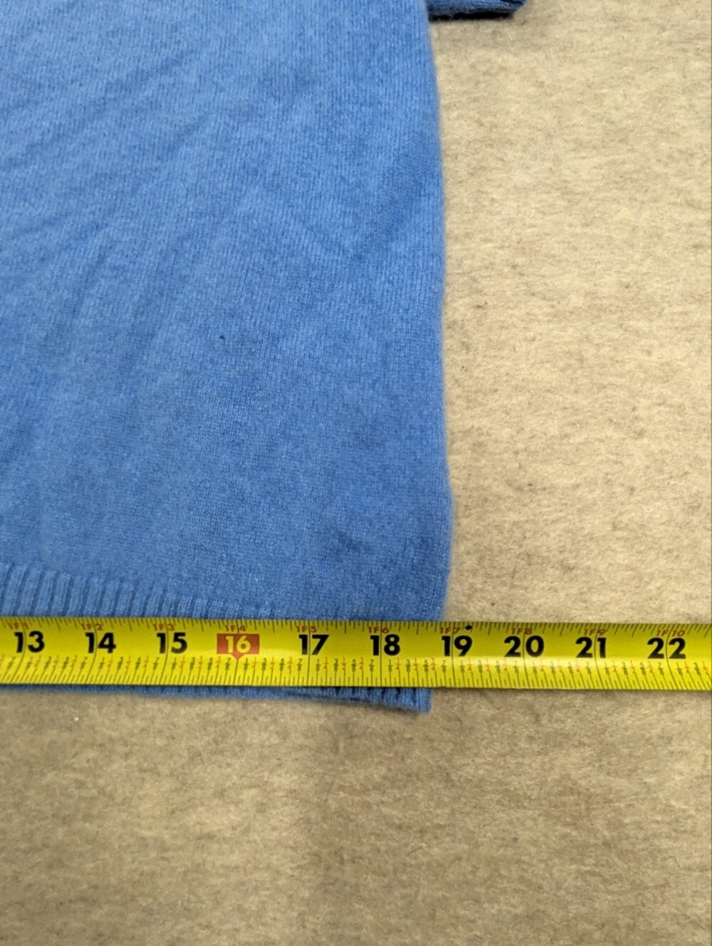 Tahari 2 Ply Cashmere Bright Blue Short Sleeve Sweater Size Large - Picture 4 of 7